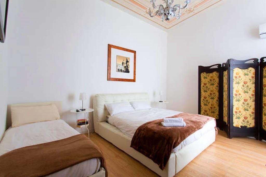 Aragona Rooms Palermo Kültér fotó
